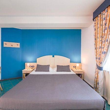 Agave Hotel Pozzuoli Ngoại thất bức ảnh