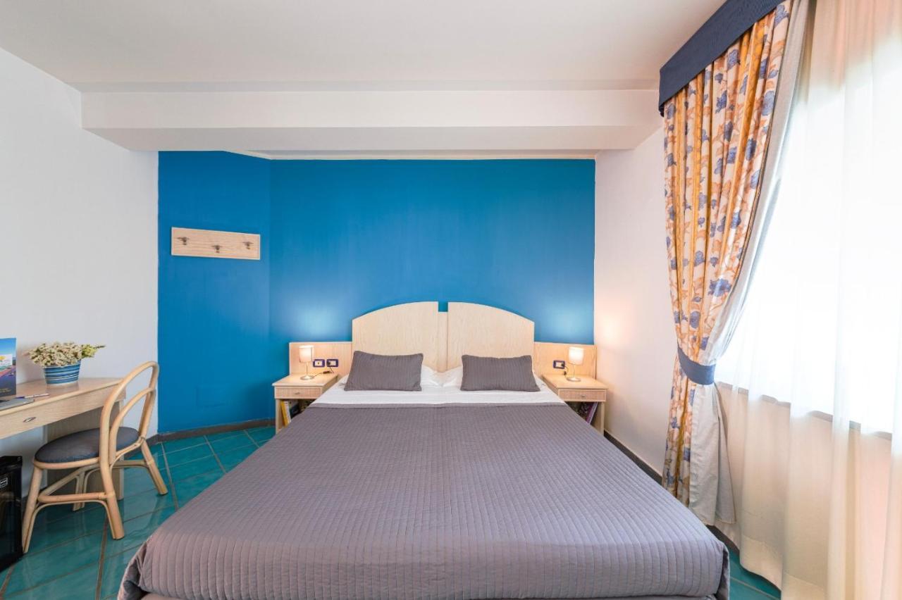 Agave Hotel Pozzuoli Ngoại thất bức ảnh
