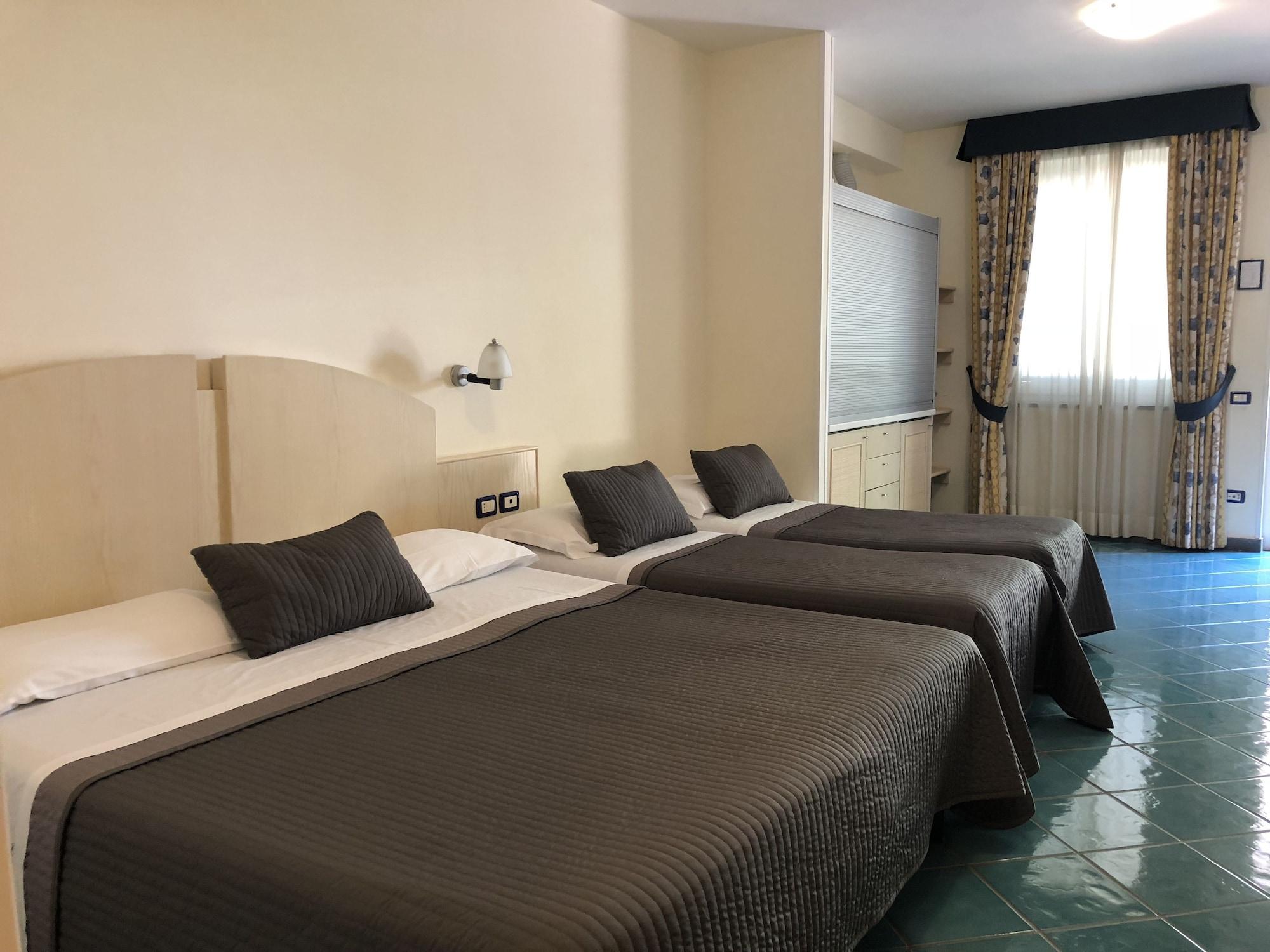 Agave Hotel Pozzuoli Ngoại thất bức ảnh